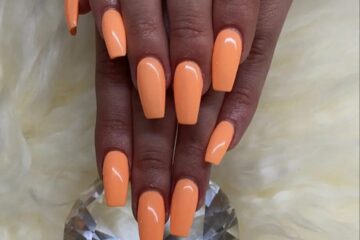 7 Nails Spa Orange nails treding